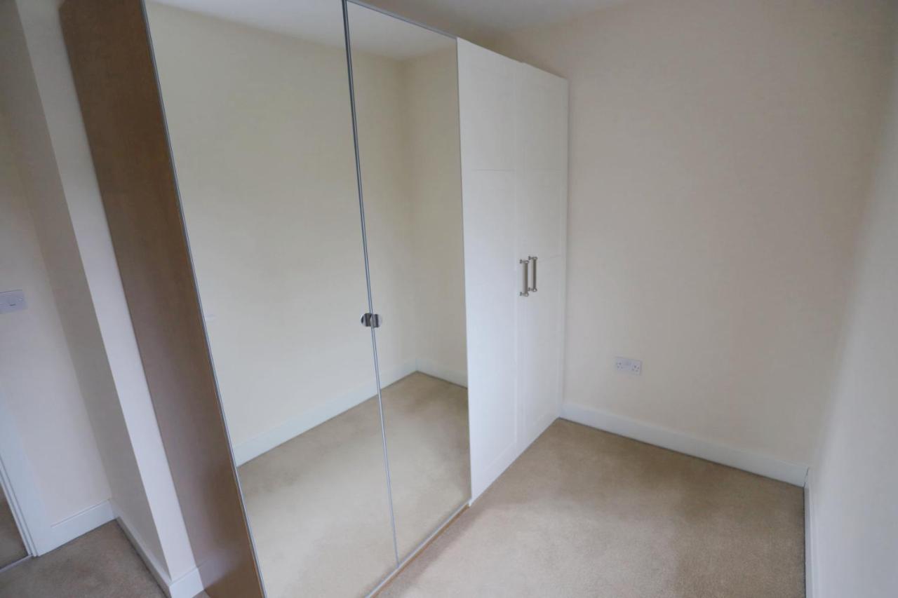 Easytravel Luxury Nec/Airport 3 Beds House Lägenhet Birmingham Exteriör bild