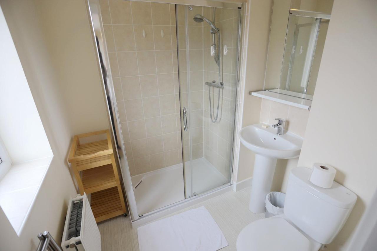 Easytravel Luxury Nec/Airport 3 Beds House Lägenhet Birmingham Exteriör bild