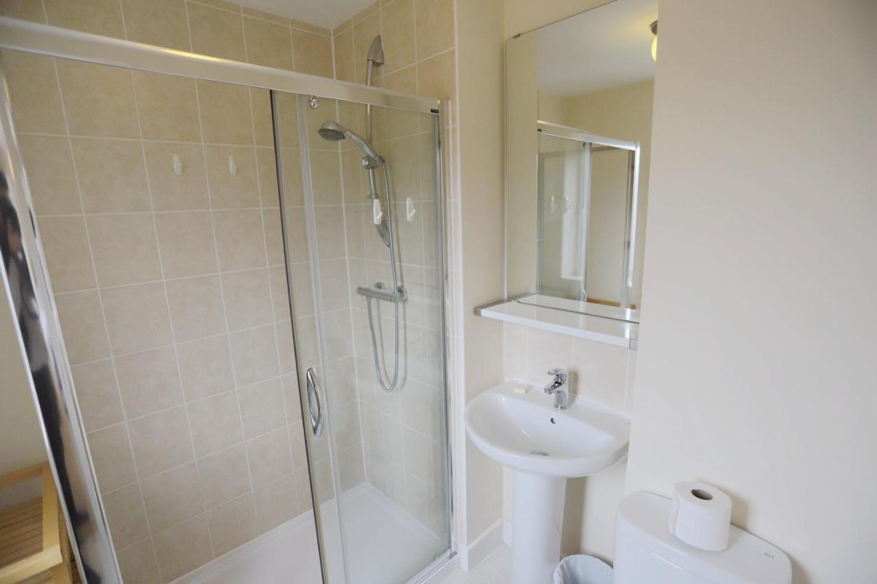 Easytravel Luxury Nec/Airport 3 Beds House Lägenhet Birmingham Exteriör bild